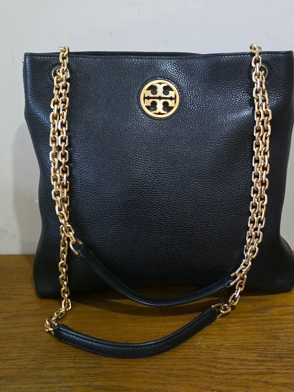 Tory burch black Pebbled Leather Crossbody/Shoulder Bag